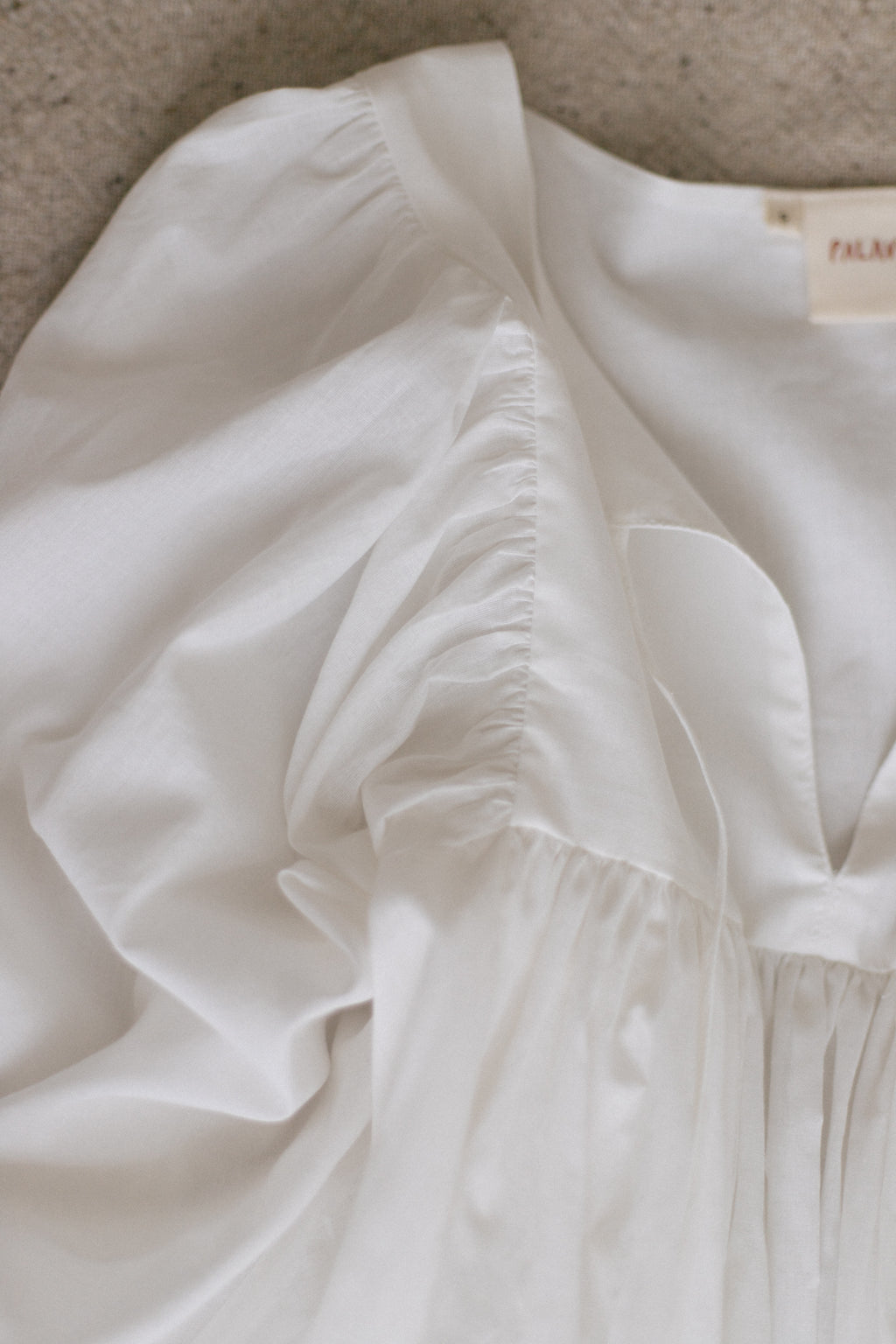 PALAVER - Gaia Blouse - 100% cotton volume blouse - Ivory – Palaver